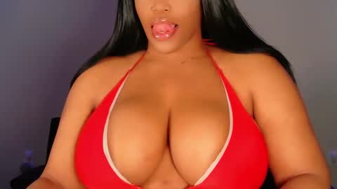 Snapshot of maybabi chatting on 5, 10, 2025 MayBabi online show from 5, 10, 2025