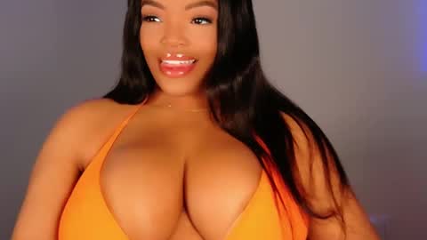 Snapshot of maybabi chatting on 18, 11, 2025 MayBabi online show from 18, 11, 2025