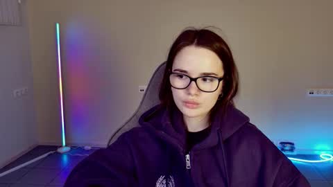 maybloom_ online show from 2, 2, 2026