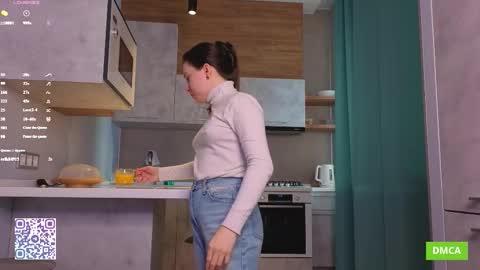 My name Casey  online show from 15, 3, 2026