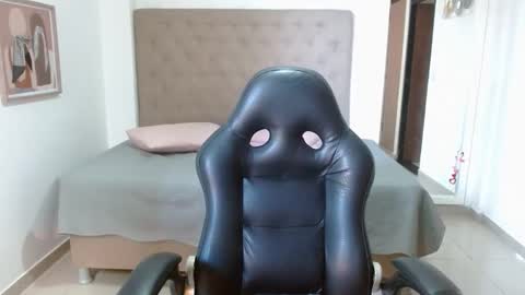 MAYA online show from 4, 12, 2025