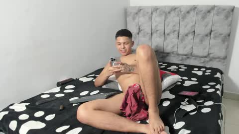 Snapshot of maykyboyx chatting on 4, 6, 2026 Mayky... online show from 4, 6, 2026