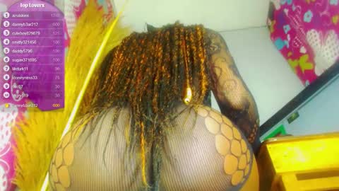 Snapshot of mayo_771804 chatting on 1, 1, 2025 Karol black18 online show from 1, 1, 2025