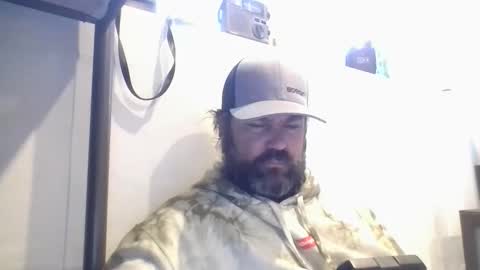 Snapshot of mayoramx chatting on 10, 3, 2026 Dad bod 43 online show from 10, 3, 2026