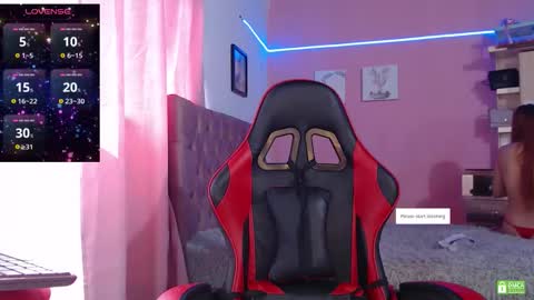 Snapshot of mayte_girls__ chatting on 4, 10, 2025 mayte online show from 4, 10, 2025