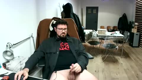 Snapshot of maythe4bwu chatting on 2, 12, 2025 maythe4bwu online show from 2, 12, 2025