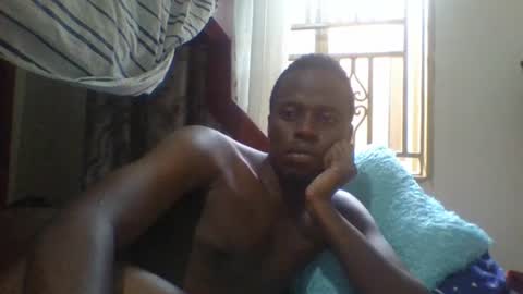 Snapshot of mb4006 chatting on 5, 8, 2026 0040 online show from 5, 8, 2026