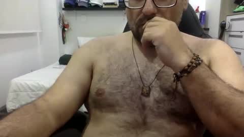 Snapshot of mbotve chatting on 9, 3, 2026 VzlaMan online show from 9, 3, 2026