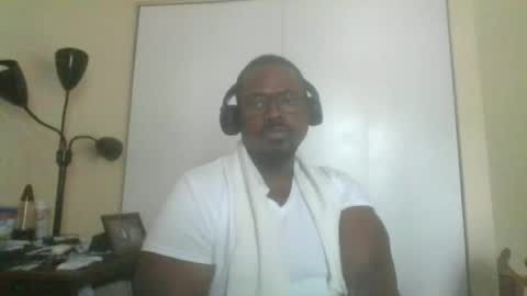 Snapshot of mbsupreme chatting on 5, 7, 2026 Mark online show from 5, 7, 2026