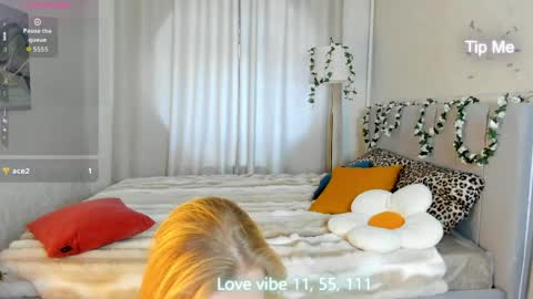 Snapshot of me1issa_bell chatting on 26, 3, 2026 Melissa online show from 26, 3, 2026