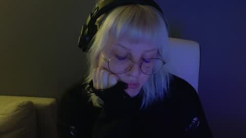 Snapshot of me1roze chatting on 21, 5, 2026 Roze online show from 21, 5, 2026