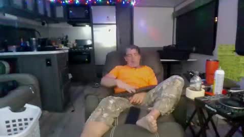 me_him_us_them online show from 17, 12, 2025