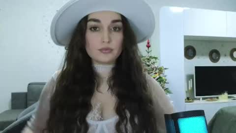 Snapshot of me_lissa_sun chatting on 25, 12, 2024 Melissa online show from 25, 12, 2024