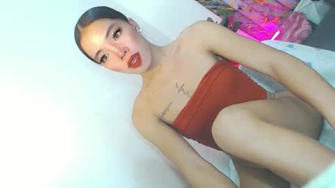 Meacharmyateciara online show from 13, 1, 2026