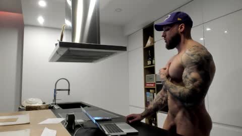 Alpha Male online show from 16, 12, 2025