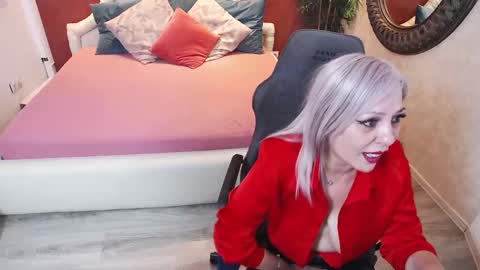 Snapshot of meamandax chatting on 17, 2, 2025 meamandax online show from 17, 2, 2025