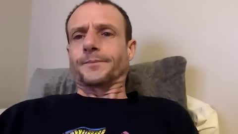 Snapshot of meanfinger chatting on 11, 3, 2026 Jizzy online show from 11, 3, 2026