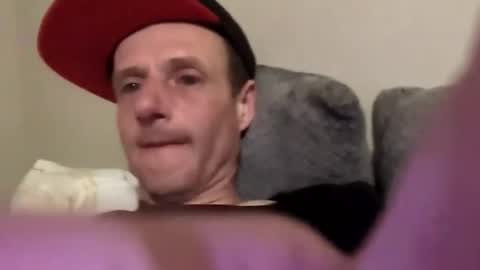Snapshot of meanfinger chatting on 28, 3, 2026 Jizzy online show from 28, 3, 2026