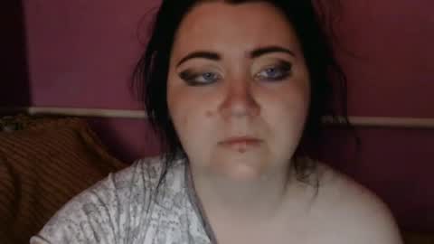 Snapshot of medjik_lool chatting on 5, 7, 2026 Oltereodora-lima online show from 5, 7, 2026