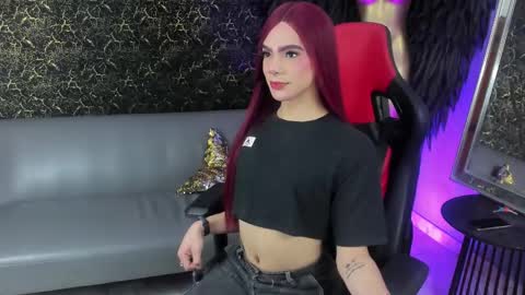 Medusa Ts online show from 5, 12, 2025