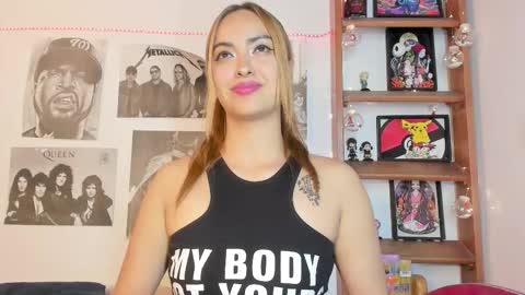 Snapshot of meeowlody chatting on 11, 10, 2025 Emily online show from 11, 10, 2025