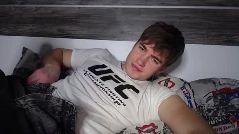 Snapshot of megamaxxxl chatting on 21, 12, 2024 Max online show from 21, 12, 2024