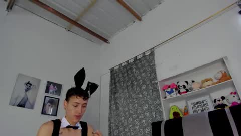 M E G A N online show from 30, 10, 2025