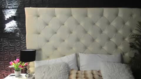     online show from 17, 1, 2025