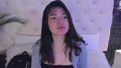     online show from 14, 2, 2025