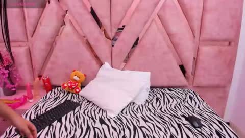 megan_latinn online show from 3, 6, 2026