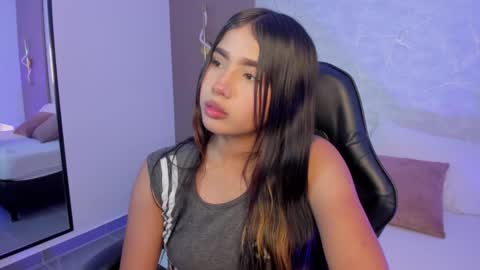 Snapshot of megan_thorp chatting on 9, 6, 2026 Sheila online show from 9, 6, 2026