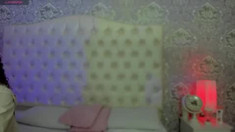 megan_tower online show from 17, 11, 2025