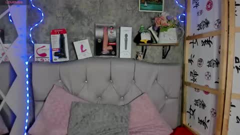 Megan online show from 12, 9, 2025