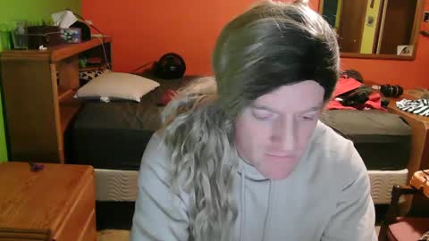 Snapshot of meganfitzy chatting on 28, 12, 2024 GlamTransGoddess online show from 28, 12, 2024