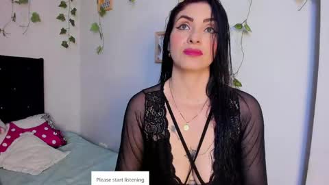 Snapshot of meganhofman chatting on 21, 5, 2026 Megan Hofman online show from 21, 5, 2026