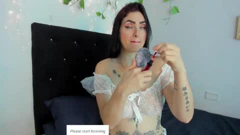 Snapshot of meganhofman chatting on 1, 6, 2026 Megan Hofman online show from 1, 6, 2026