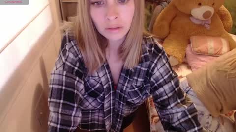 MEGAN online show from 27, 4, 2026