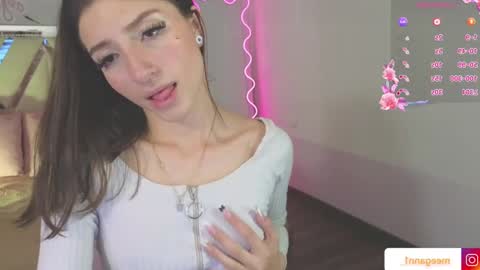 Snapshot of megann_adamss chatting on 2, 2, 2025 megann_adamss online show from 2, 2, 2025
