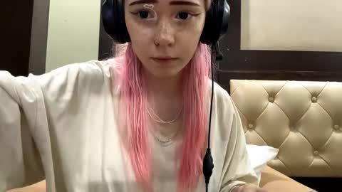 Snapshot of megansavells chatting on 17, 11, 2025 Hellas online show from 17, 11, 2025