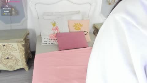 Snapshot of meganstar__ chatting on 4, 11, 2025 Megan online show from 4, 11, 2025