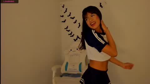 Snapshot of meganthompsonn chatting on 30, 9, 2025 Megan online show from 30, 9, 2025