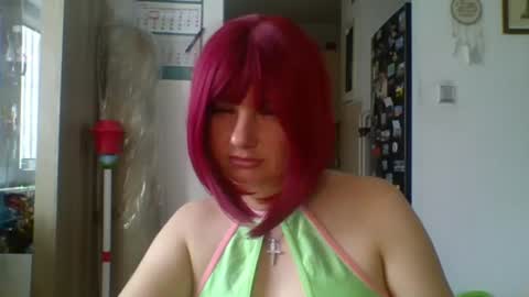 Snapshot of meganwetpussy chatting on 8, 7, 2026 Megan online show from 8, 7, 2026