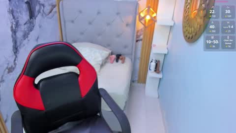 Snapshot of meganzarick chatting on 26, 11, 2025 M E G A N online show from 26, 11, 2025