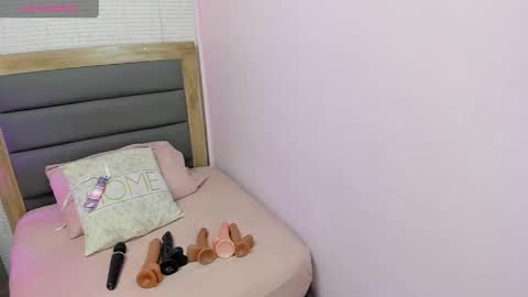 M E G A N  online show from 31, 3, 2026