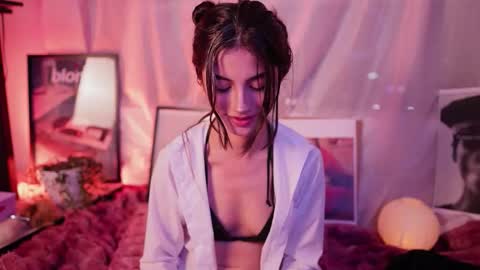 Snapshot of megga_bluee chatting on 29, 10, 2025 megga_bluee online show from 29, 10, 2025