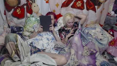 Snapshot of meidiandyuta chatting on 16, 1, 2025 Yuta and Meidi online show from 16, 1, 2025