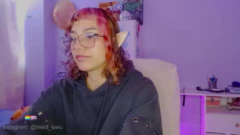 Snapshot of mel_dahlia chatting on 6, 7, 2026 Melissa - - Please help me to reach 100 thumbs up online show from 6, 7, 2026