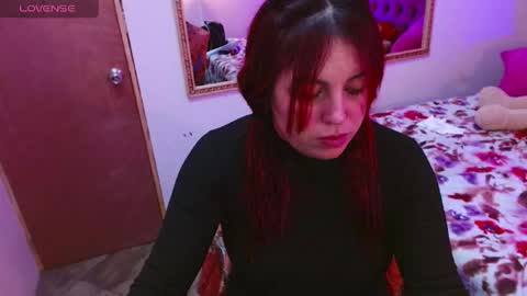 Snapshot of melani_cute01 chatting on 31, 7, 2026 melani_cute01 online show from 31, 7, 2026