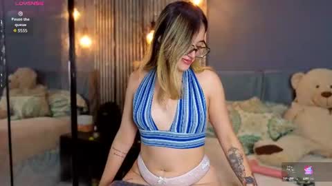 Snapshot of melanie__5 chatting on 21, 6, 2026 Melanie Baez online show from 21, 6, 2026