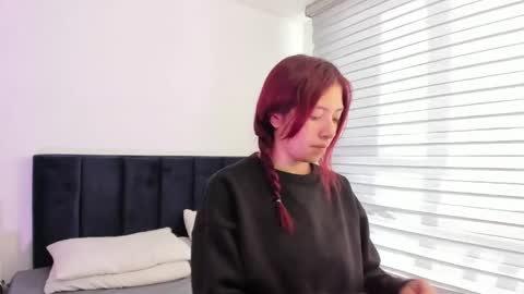 Melanie roux  online show from 2, 6, 2026